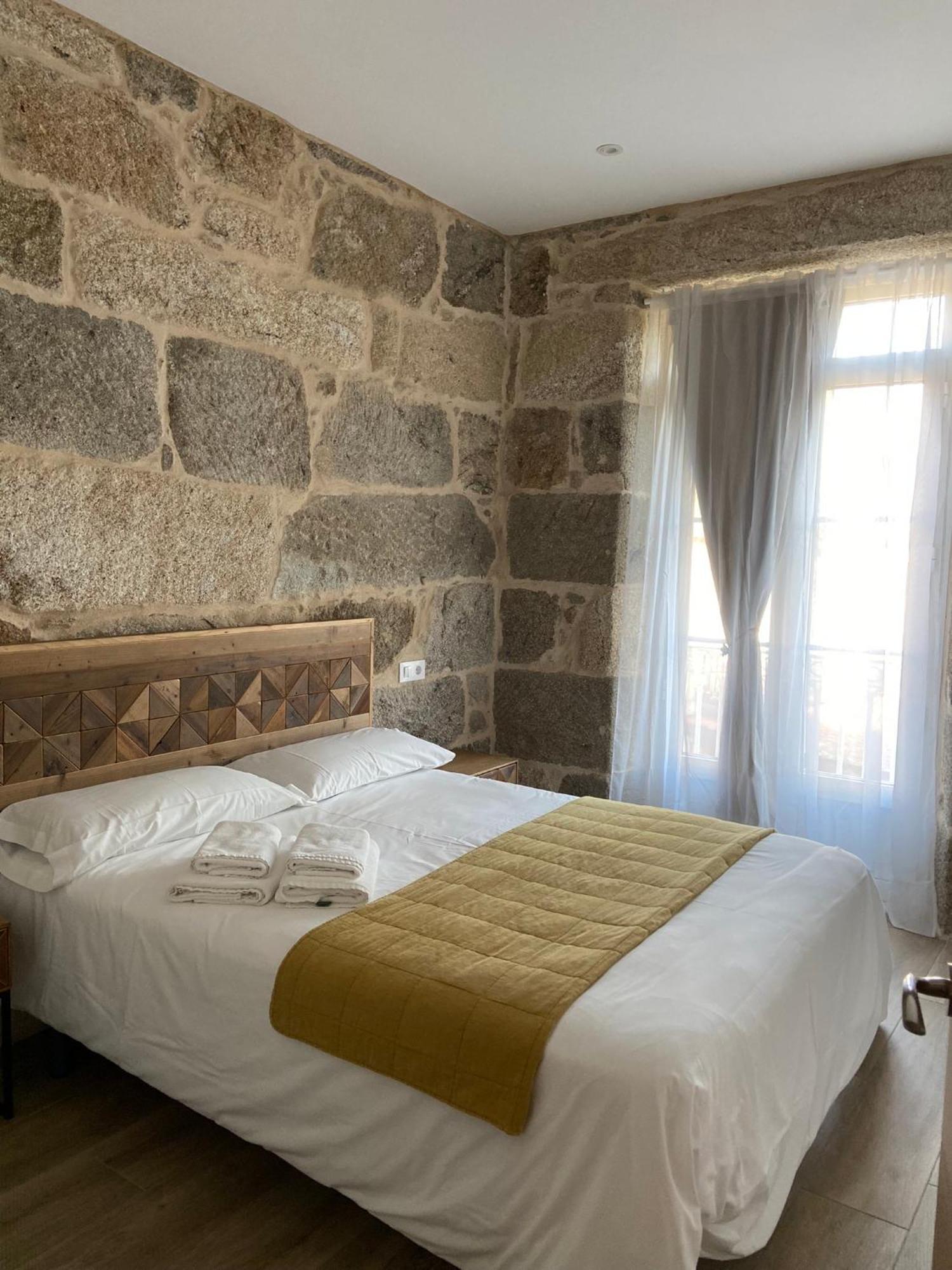 Reginita Apartamentos Arbo Екстериор снимка