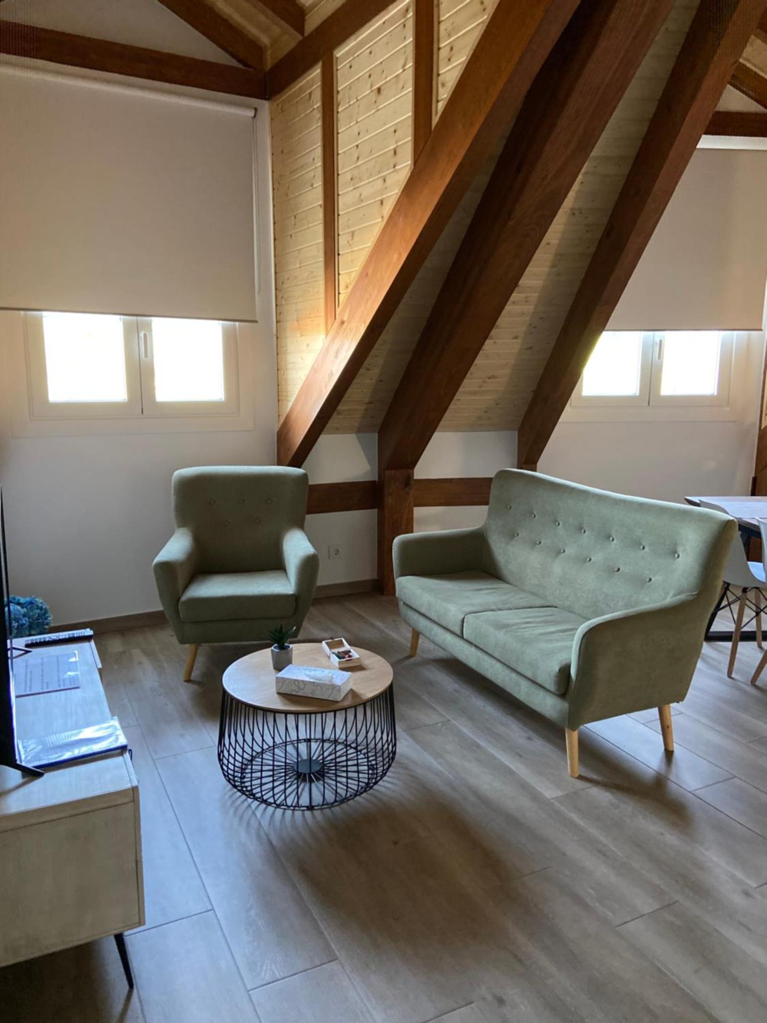 Reginita Apartamentos Arbo Екстериор снимка