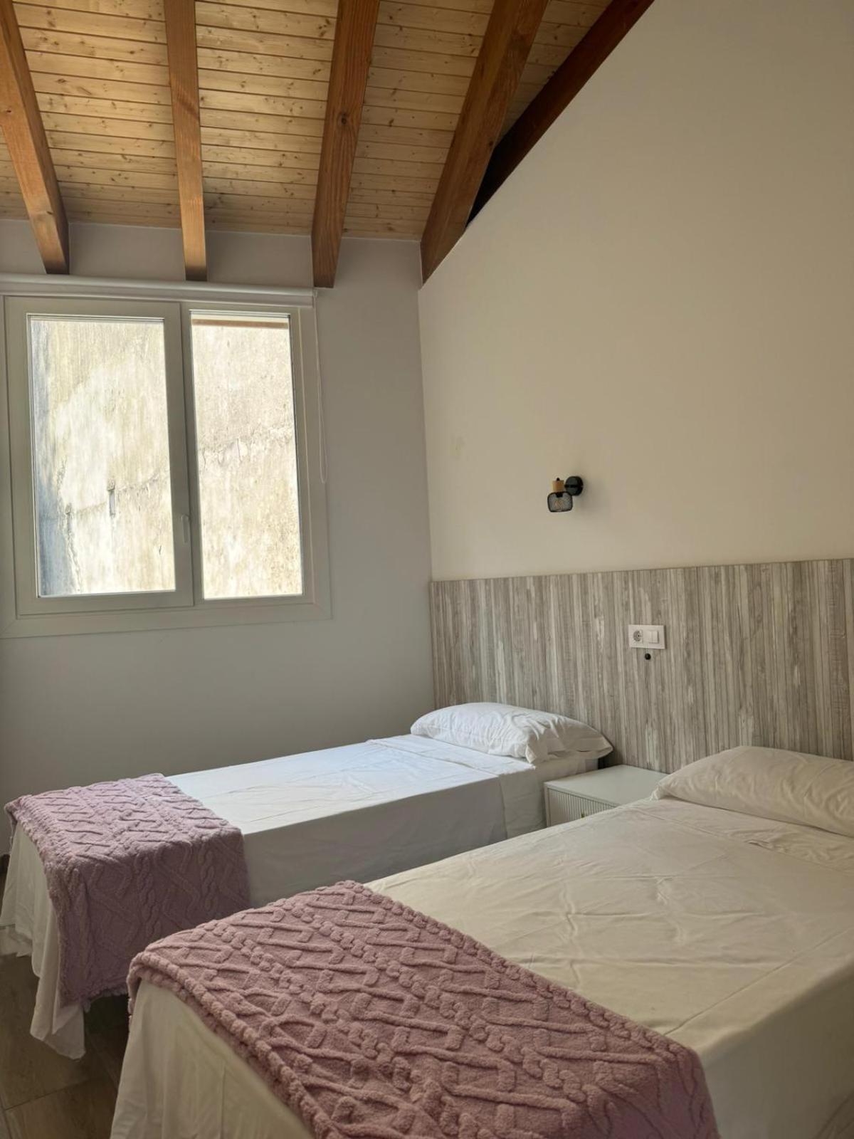 Reginita Apartamentos Arbo Екстериор снимка